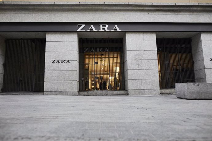 Baja la persiana el primer Zara que abrió en Madrid