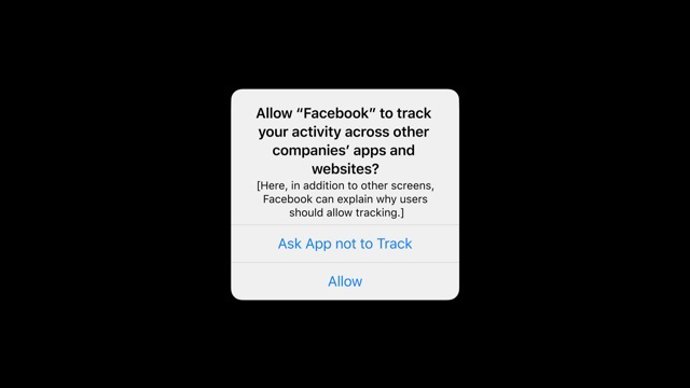 Mensaje que aparecerá a los usuarios en la app de Facebook tras el cambio de la política de privacidad de Apple