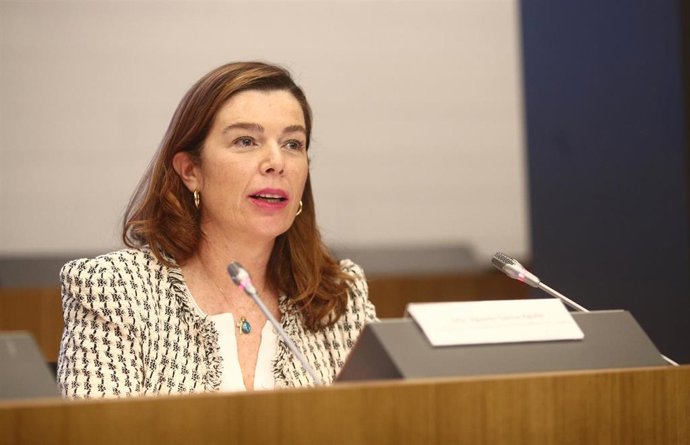 La presidenta y directora general de la Mesa del Tabaco, Águeda García-Agulló, durante la presentación del "Informe sobre la contribución económica y social del sector de tabaco en España y tendencias en el marco regulatorio del sector"