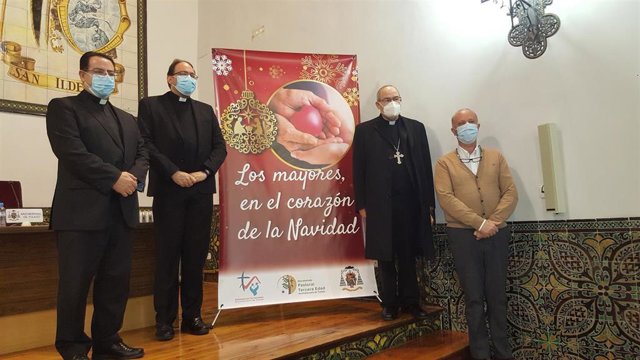 Presentación de la campaña: 'los mayores, en el corazón de la Navidad' a cargo de arzobispo, Francisco Cerro Chaves.