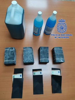 Np: "La Pn Detiene A Dos Estafadores Que Empleaban El Método Wash Wash Para Enganchar A Sus Víctimas"