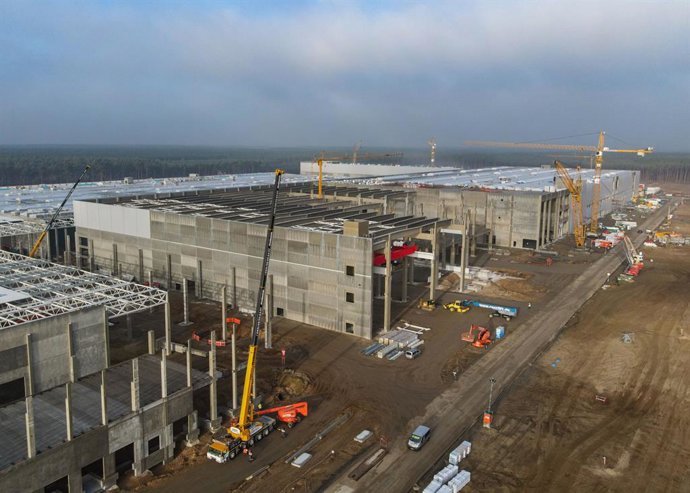 Imagen de la construcción de la fábrica de Tesla en Alemania. 