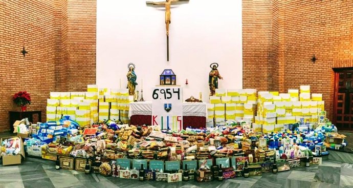 Recogida solidaria de alimentos del colegio Buen Pastor