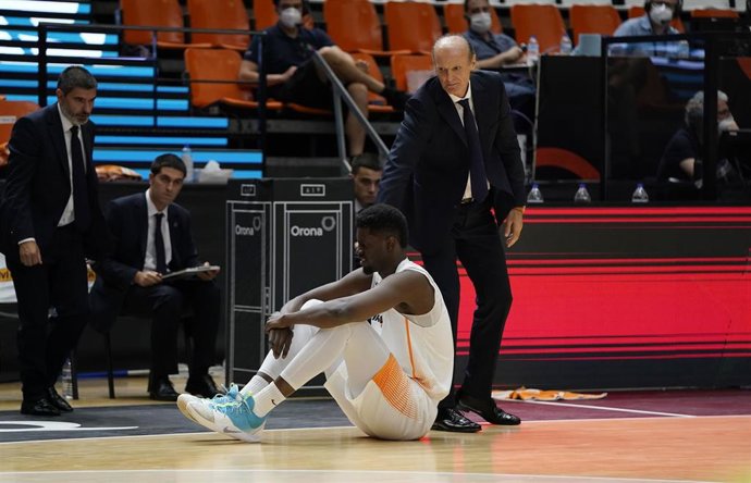 Federación Vasca de Baloncesto anuncia que la final de la Euskal Kopa contará con 500 aficionados en las gradas