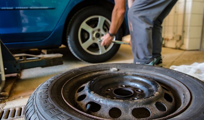 Desalojados 20 vecinos en Marbella por un incendio