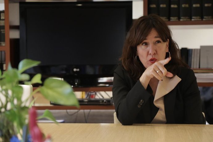 La portavoz del Gobierno de C-LM, Blanca Fernández, en entrevista con Europa Press