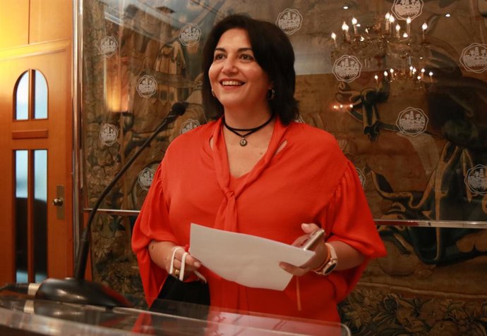 Eva Timoteo en rueda de prensa en el Ayuntamiento de Córdoba.