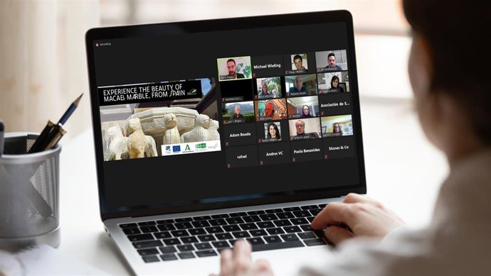 Foto Y Nota De Prensa: Extenda Apuesta Por La Piedra Natural "Marca Macael" En Un Encuentro Con Arquitectos Y Diseñadores De Estados Unidos