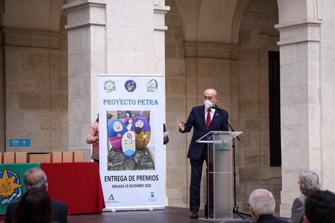 Francisco de la Torre, alcalde de Málaga, en la entrega de premios del Proyecto Petra
