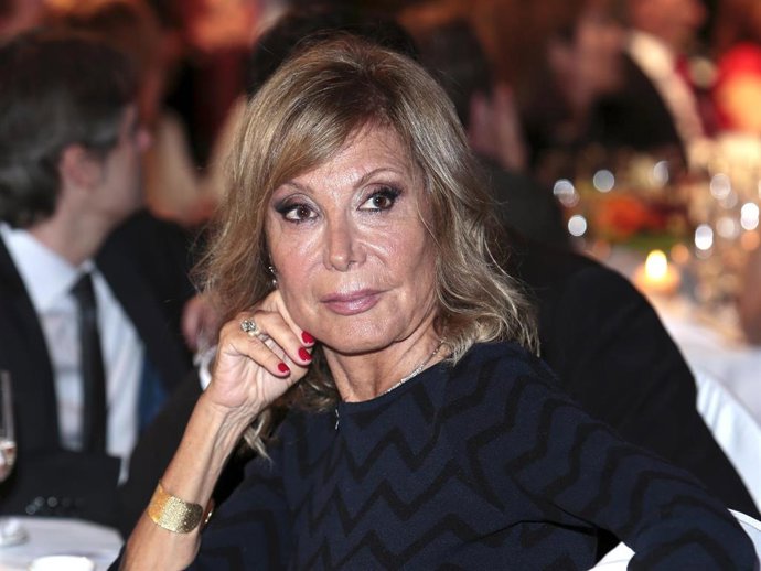 Spanish writer Pilar Eyre attends the '64th Premio Planeta' Literature Awards, the most valuable literature award in Spain with 601,000 euros for the winner at the Palau de Congressos de Catalunya on October 15, 2015 in Barcelona, Spain.