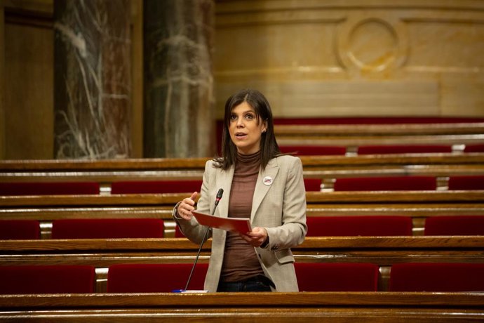 La secretria general adjunta i portaveu d'ERC, Marta Vilalta intervé durant una sessió plenria al Parlament de Catalunya, Barcelona, Catalunya.