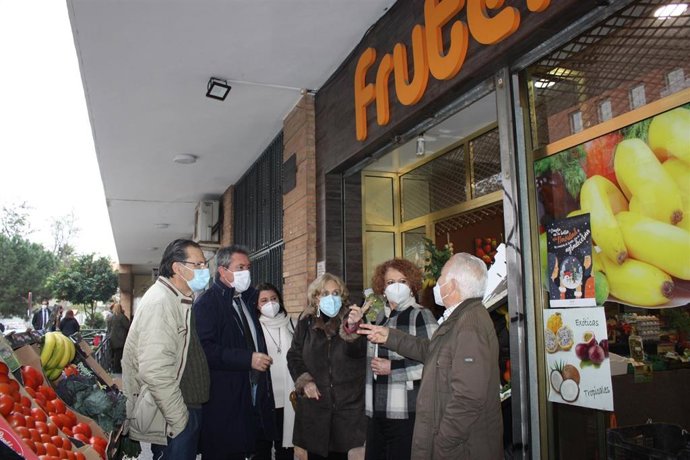 [Sevilla] Alcalde Comerciantes Sevilla Este. Nota De Prensa Y Fotografía.