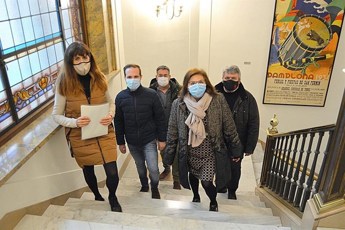 Maite Esporrín, a la cabeza del grupo municipal del PSN en el Ayuntamiento de Pamplna.