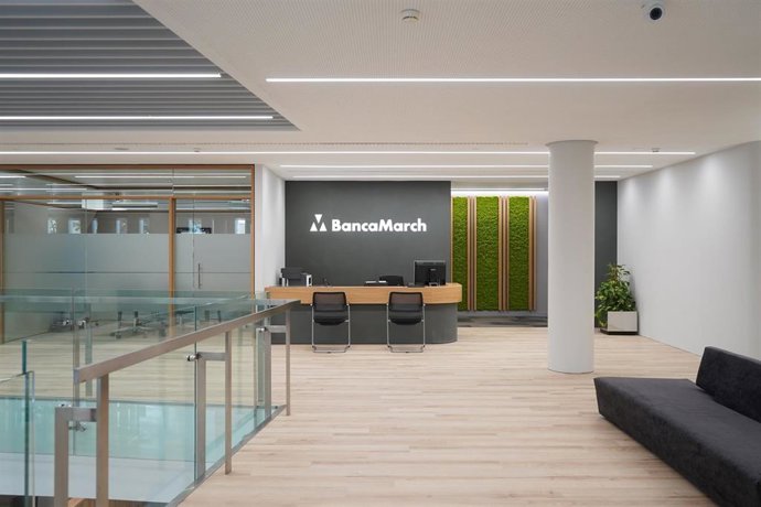 Nueva imagen de la oficina central de Banca March en Palma.