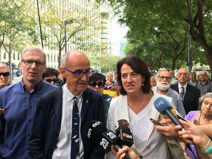 El vicepresidente de la ANC, Josep Cruanyes, y la presidenta de la entidad, Elisenda Paluzie