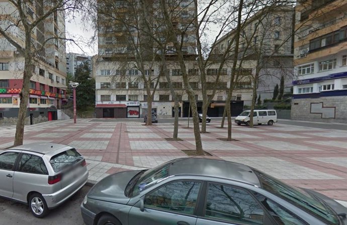 Plaza de Albatros donde se encuentran los dos locales precintados por incumplir las normas Covid