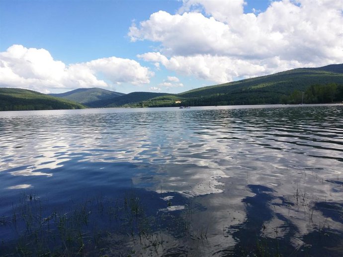 Embalse González Lacasa en La Rioja