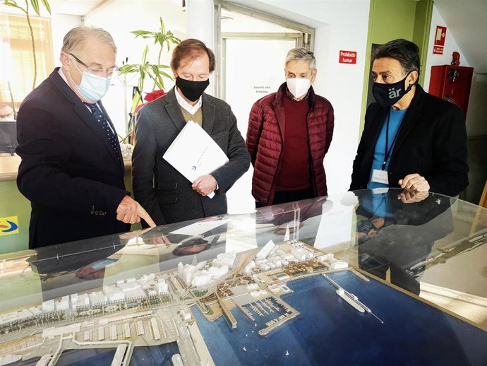 La Autoridad Portuaria firma el contrato para la redacción del proyecto del frente marítimo y el muelle de Levante