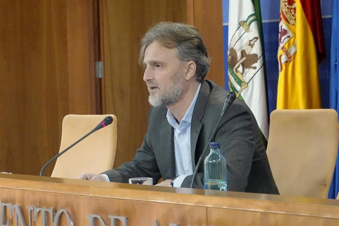 El portavoz parlamentario del PSOE-A, José Fiscal