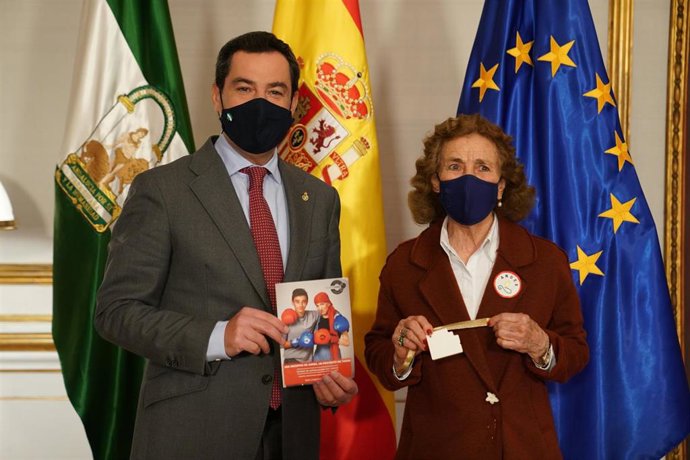 Moreno valora que el Virgen del Rocío sea el primer hospital andaluz que contará con una Unidad de Oncohematología para adolescentes