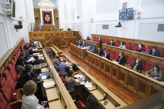 Pleno de las Cortes de Castilla-La Mancha.