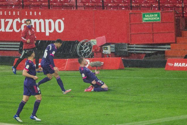 Celebrate score of Raul Carnero of Valladolid during LaLiga, football match played between Sevilla Futbol Club and Real Valladolid at Ramon Sanchez Pizjuan Stadium on December 19, 2020 in Sevilla, Spain.