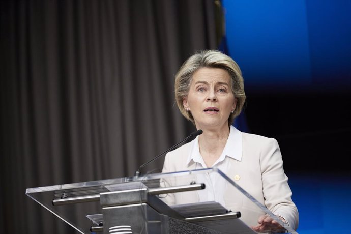 HANDOUT - 11 December 2020, Belgium, Brussels: President of the European Commission Ursula von der Leyen speaks at a press conference with German Chancellor Angela Merkel and EU Council President Charles Michel at the end of a two days face-to-face Euro