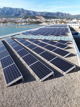 Placas fotovoltaicas en Sant Carles de la Rpita (Tarragona).