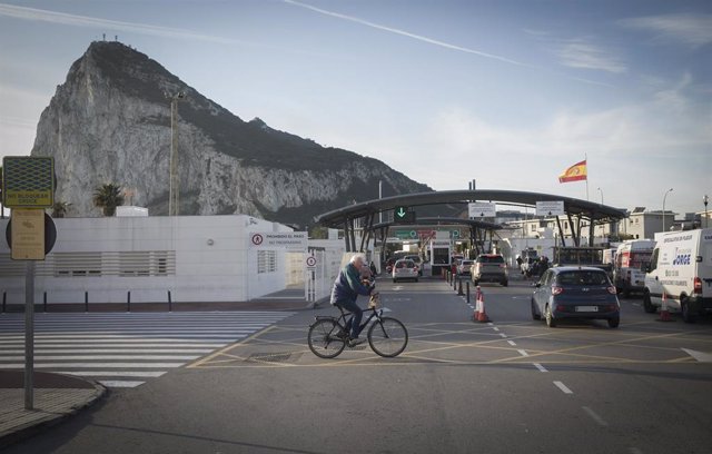 Imágenes de recurso de Gibraltar en su último día perteneciente a la Unión Europa. Frontera entre La Línea de la Concepción y Gibraltar. En 31 de enero de 2020. (Foto de archivo).