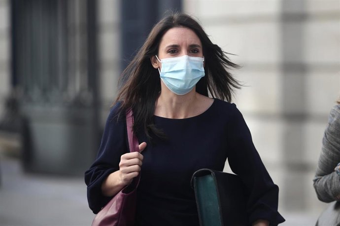La ministra de Igualdad, Irene Montero, a su llegada a un pleno en el Congreso