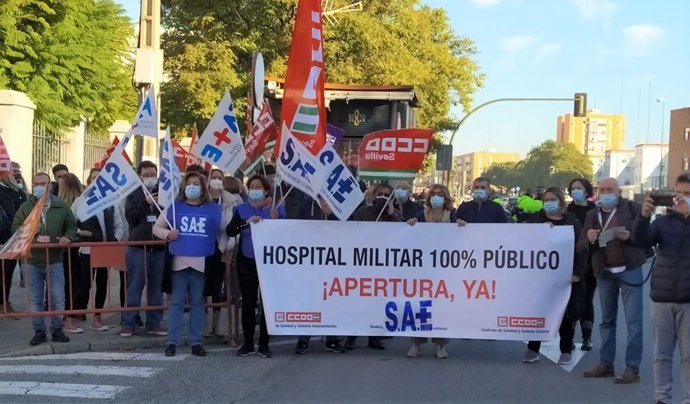 Protesta de CCOO ante el Parlamento