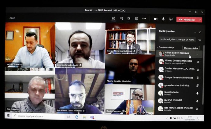 Reunión de sindicatos con el presidente de Asturias, Adrián Barbón