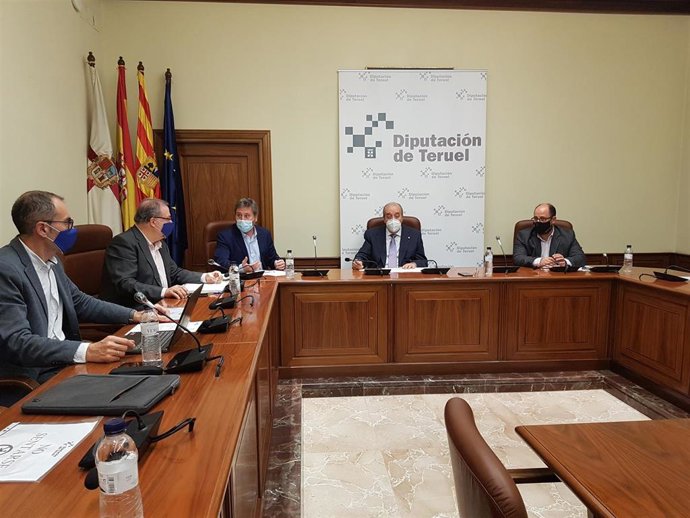 Soro se ha reunido con Rando en el Salón de Plenos de la DPT.