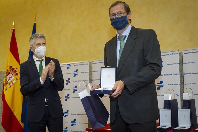 Grande-Marlaska y Castro Acebes durante el acto.