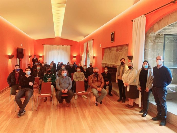 Reunión alcaldes y empresas de apoyo al Sequero para instalar Ciudad de Envase y del Embalaje