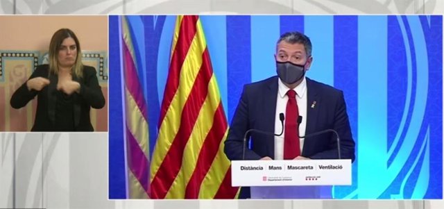El conseller de Interior, Miquel Sàmper, en la rueda de prensa.