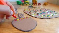 Bolas de Navidad: manualidades educativas para niños