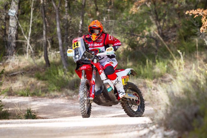La piloto de rally Laia Sanz (GasGas) en su preparación para el Rally Dakar 2021