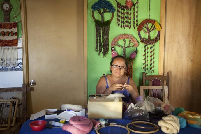 La Fundación Microfinanzas BBVA, a través de su entidad en Chile, Fondo Esperanza, ha lanzado una emisión de papel comercial por valor de 20 millones de dólares en el país andino