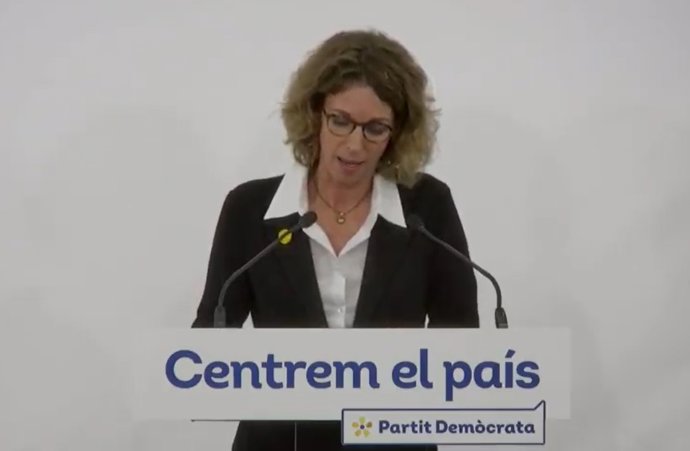 La candidata del PDeCAT a les eleccions catalanes del 14 de febrer, ngels Chacón