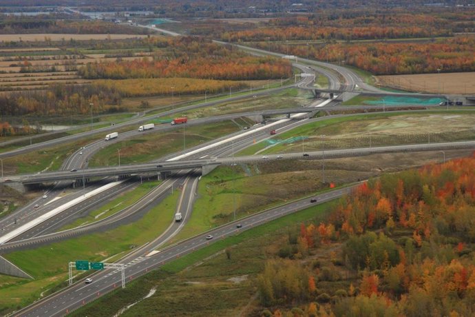 Imagen de una autopista de ACS en Canadá