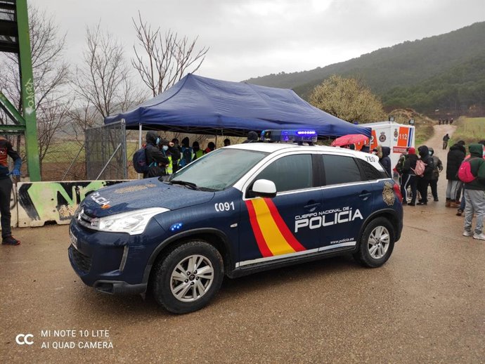 Dispositivo de la Policía Nacional para encontrar el jvoen desaparecido en Guadalajara