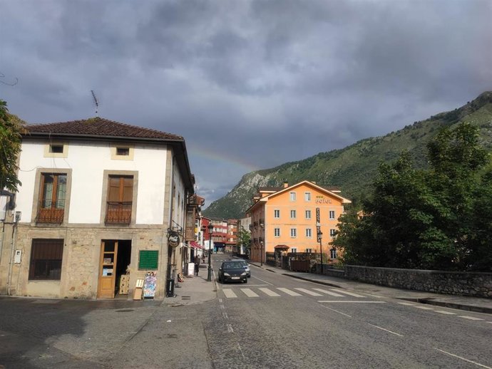 Picos de Europa desde Arenas de Cabrales.