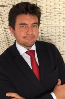 El investigador de la Universidad Loyola Andalucía Javier Pérez Barea.