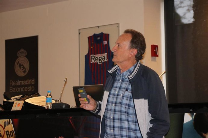 Aíto García Reneses,  entrenador español de baloncesto