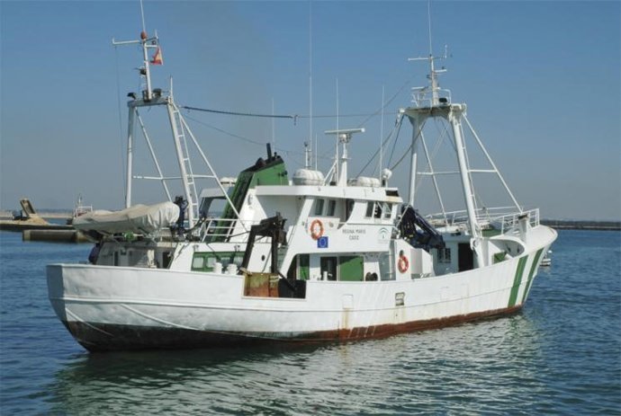 Imagen de archivo de una embarcación del Instituto de Investigación y Formación Agraria y Pesquera (IFAPA) de la Junta de Andalucía.