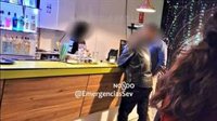 Desalojan a 37 personas y precintan un bar en Sevilla capital por incumplir medidas Covid en interior, barra y terraza
