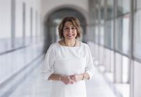 Susana Díaz valora que PSOE y Podemos gobiernen en España, pero matiza que en Andalucía tienen "hojas de ruta" propias