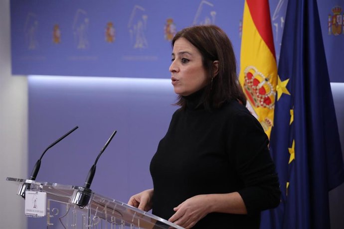 La portavoz parlamentaria del PSOE, Adriana Lastra, comparece en rueda de prensa posterior a la reunión de la Junta de Portavoces en el Congreso de los Diputados, en Madrid (España), a 9 de diciembre de 2020.