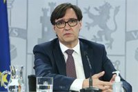 Illa dice que el problema en la entrega de vacunas está "resuelto" y la remesa de Pfizer llegará este martes a España